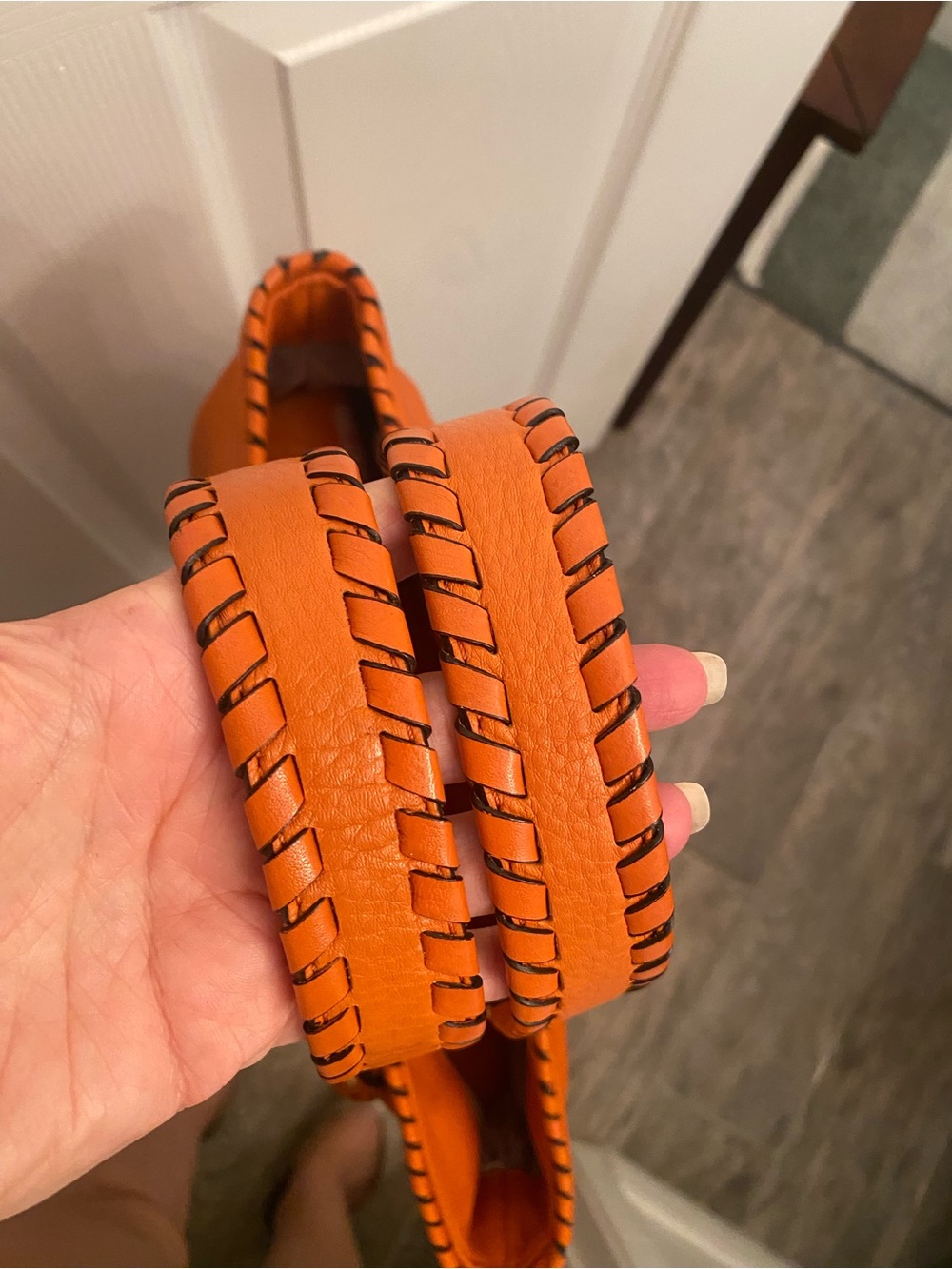 Barely used MK bag - Picture 3 of 13
